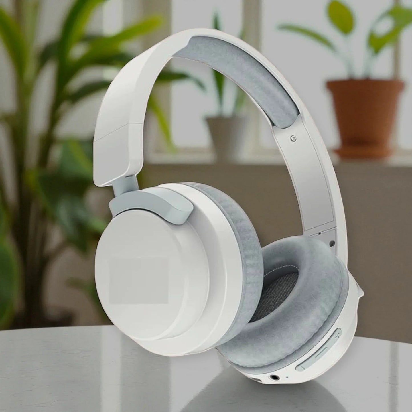 White Foldable Bluetooth Headphone – Type C Earphone 40 Hours Playtime